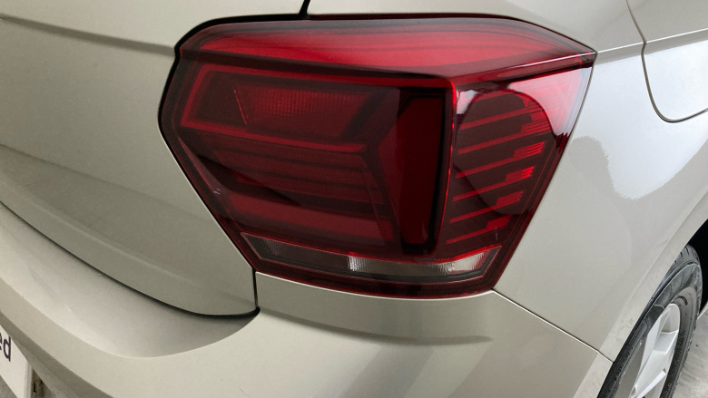 Volkswagen Polo 1.0 TSI 95 SE 5dr Petrol Hatchback